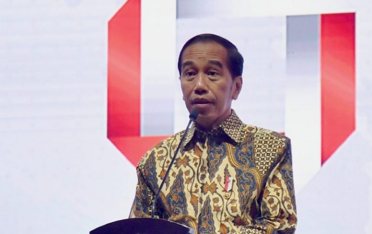 Presiden Jokowi Undang Makan Siang Tiga Capres Senin Hari Ini